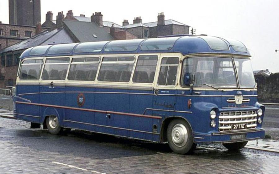 Bedford SB1 Yeates Fiesta Continental (C41F) '1961